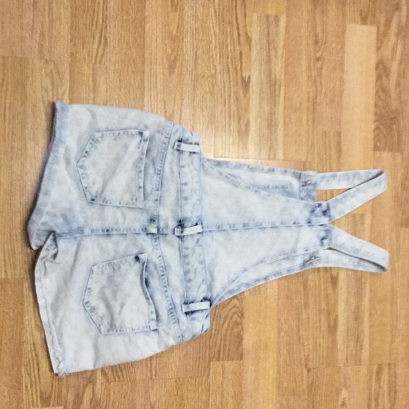 Light washed Denim overalls - Picture 4 of 4